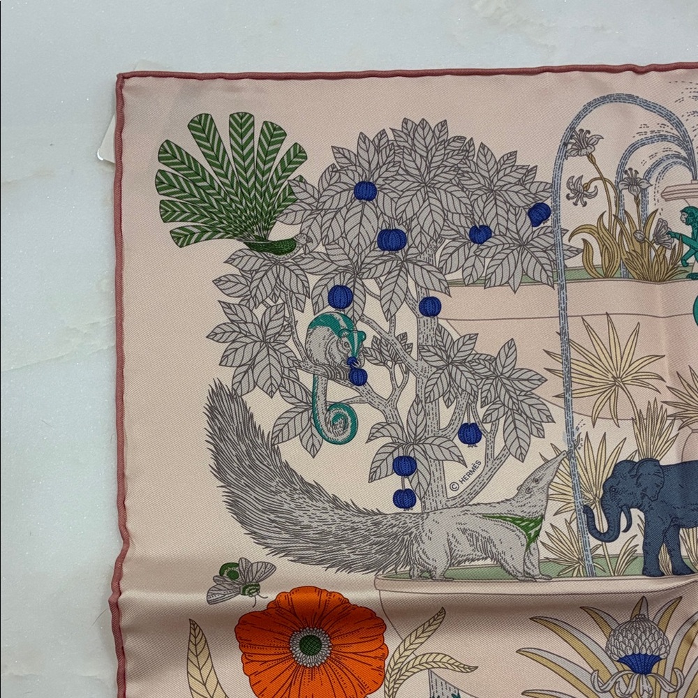 NWT Hermes Silk Scarf Gavroche Twill Precious Paradise Detail Botanical Animal - Picture 3 of 10